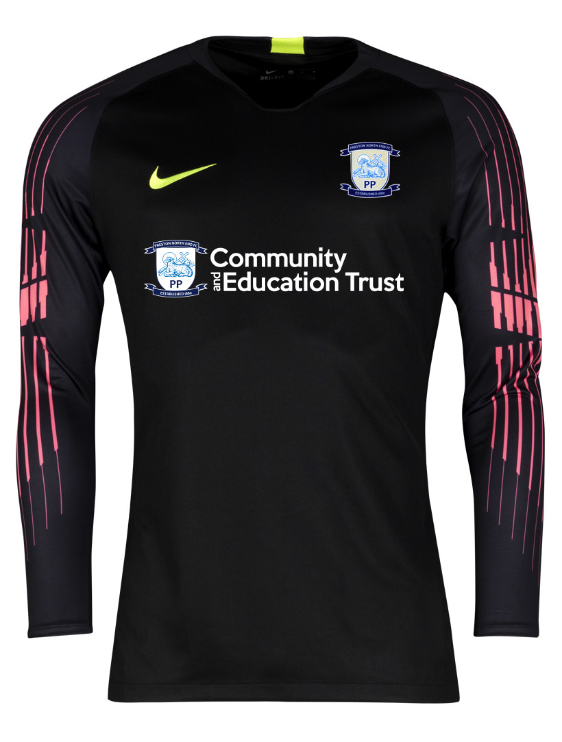 preston north end goalkeeper kit