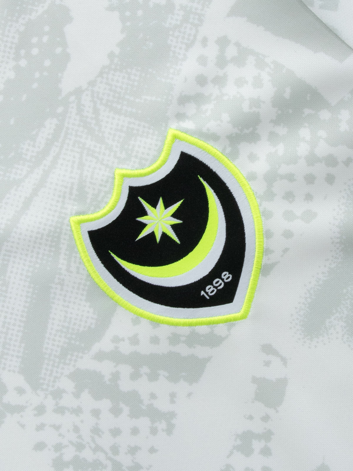 Picture of PRE MATCH WARM UP T SHIRT 25-26 - ADULT