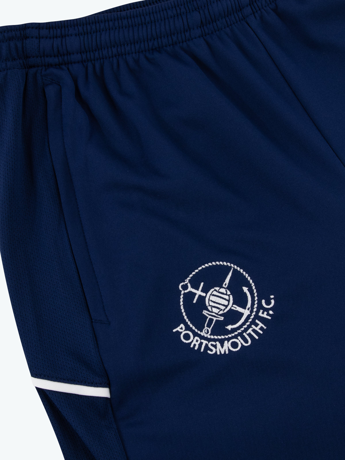 Picture of ANCHOR CREST TRACK PANT - JUNIOR