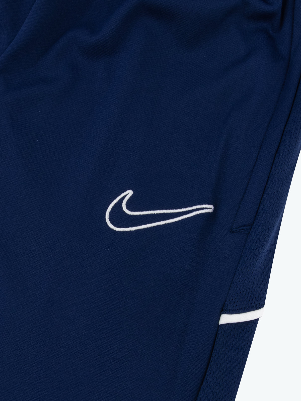 Picture of ANCHOR CREST TRACK PANT - JUNIOR