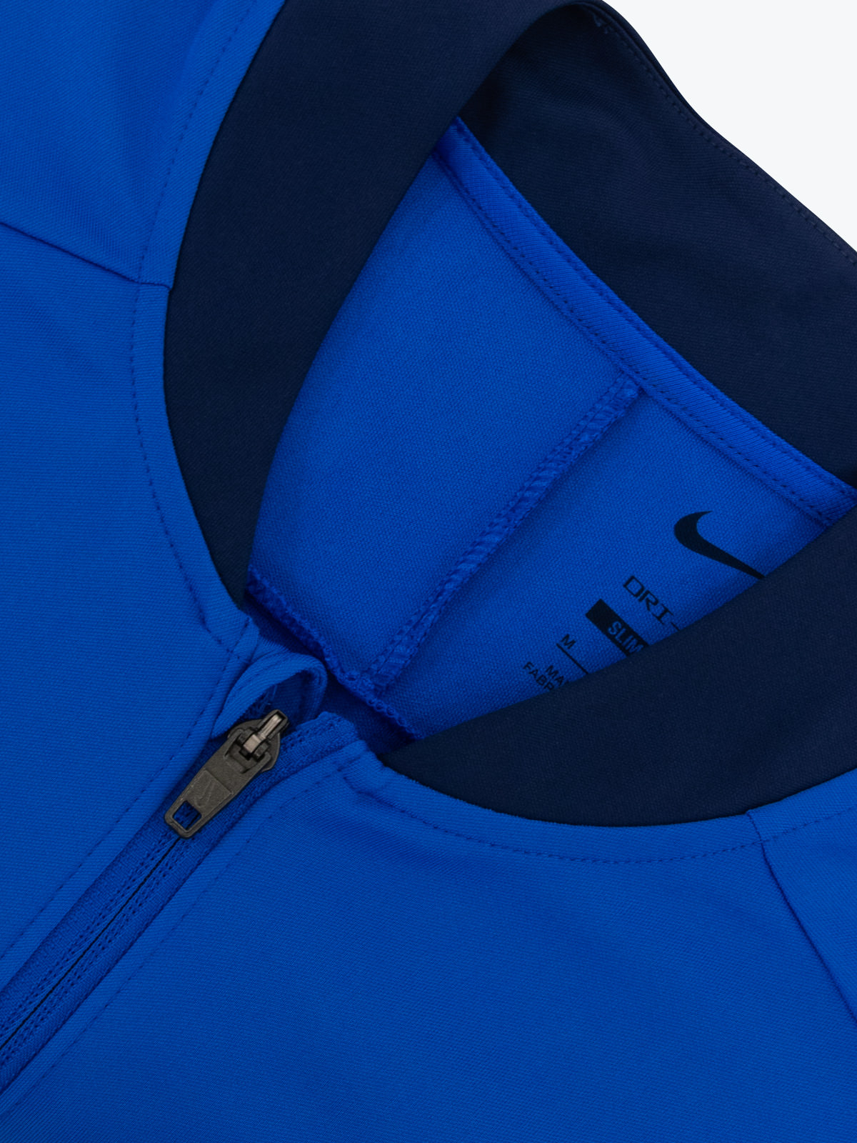 Picture of NIKE ANCHOR CREST TRACK JKT - ADULT