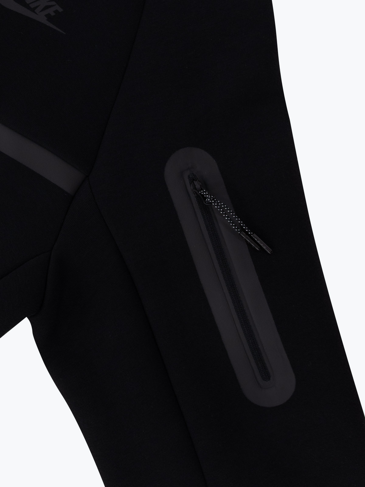 Picture of NIKE TECH WINDRUNNER - ADULT